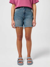 Damskie Szorty Wrangler Cowboy Short 5 Inch Leaving Town 112351075