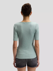 DAMSKA KOSZULKA LEE SS SQUARED NECK DESERT SAGE 112377003
