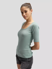 DAMSKA KOSZULKA LEE SS SQUARED NECK DESERT SAGE 112377003