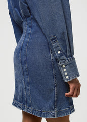 Damska Sukienka Jeansowa Wrangler Darted Skirt Dress Sapphire Trace 112370802