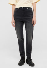 Damskie Spodnie jeansowe Mustang Style Charlotte Tapered Denim Black 1018200 4000 801