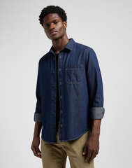 MĘSKA KOSZULA JEANSOWA LEE LEESURE SHIRT RINSE 112370457