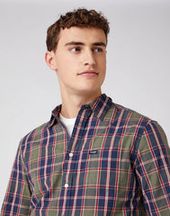 MĘSKA KOSZULA MATERIAŁOWA WRANGLER LS 1PKT SHIRT DUSTY OLIVE W5A14MX45 112141415