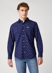 MĘSKA KOSZULA MATERIAŁOWA WRANGLER LS 1PKT SHIRT INDIGO W5D0N4452 112130102