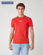 MĘSKI T-SHIRT WRANGLER SS SEAS LOGO TEE ROCOCCO RED W7AKGFXA4 112131348
