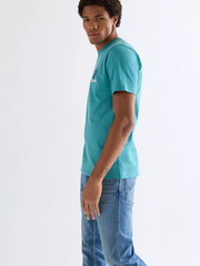MĘSKIE KOSZULKA WRANGLER EMBROIDERY TEE BRITTANY BLUE 112377990