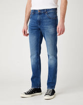 MĘSKIE SPODNIE JEANSOWE WRANGLER GREENSBORO HARD EDGE W15QJX246 112126935