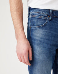 MĘSKIE SPODNIE JEANSOWE WRANGLER GREENSBORO HARD EDGE W15QJX246 112126935