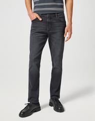 MĘSKIE SPODNIE JEANSOWE WRANGLER LARSTON NOCTURNAL 112355022