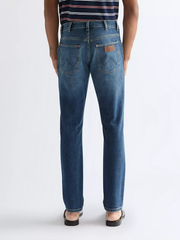 MĘSKIE SPODNIE JEANSOWE WRANGLER RIVER STORMFORGE BLUE 112378694
