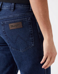 MĘSKIE SPODNIE JEANSOWE WRANGLER TEXAS COALBLUE STONE W121YN29H 112144746