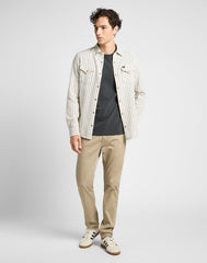 MĘSKIE SPODNIE MATERIAŁOWE LEE DAREN ZIP FLY NEW KANSAS CITY KHAKI 112360203 L707016437