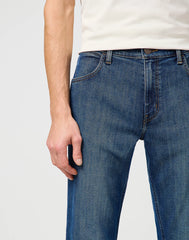 MESKIE SPODNIE WRANGLER GREENSBORO FOG 112364949
