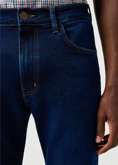 Męskie Spodnie Jeansowe Wrangler Larston Cosmic Blue 112362544