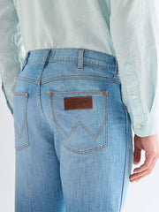 MESKIE SPODNIE WRANGLER LARSTON LIGHT WASH 112377822