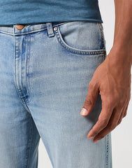 Męskie Spodnie Wrangler Larston Palamino 112350842 W18S017958