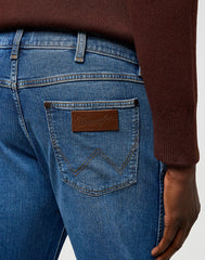 Meskie Spodnie Wrangler Loose Boot Sky Breeze 112371340