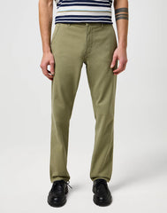 Męskie Spodnie Wrangler Regular Chino Aloe 112371031