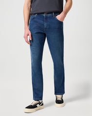 MESKIE SPODNIE WRANGLER TEXAS SLIM SILKYWAY 112145788