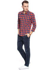 Męskie Spodnie Materiałowe Mustang Realx Chino Rozciągliwe Dres Dark Blue Denim 1008081 5000 883