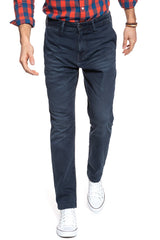Męskie Spodnie Materiałowe Mustang Realx Chino Rozciągliwe Dres Dark Blue Denim 1008081 5000 883