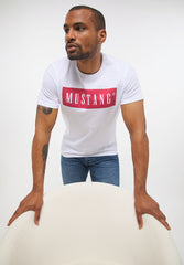 Mustang Style Alex C Logo Tee Męski T-Shirt Koszulka Nadruk General White 1013223 2045