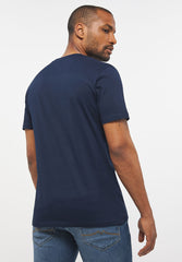 Męski T-Shirt Koszulka Nadruk Mustang Style Alex C Logo Tee Blue Nights 1013221 4085