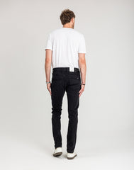 Męskie Spodnie jeansowe Mustang Style Oregon Tapered Denim Black 1018299 4000 940