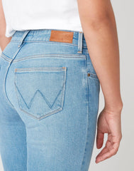 SPODNIE DAMSKIE WRANGLER BOOTCUT DESERT TRAIL W28BZH28U 112128251