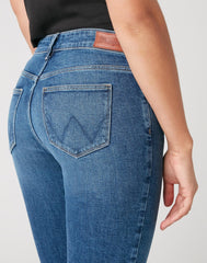 SPODNIE DAMSKIE WRANGLER STRAIGHT AIR BLUE W28TJX17T 112128503