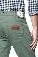 Spodnie Męskie Wrangler Larston Wreath Green W18SF3G29 112127477