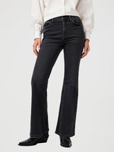 Damskie Spodnie Jeansowe Dzwony Wrangler Fierce Flare Constellation 112362622