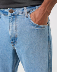 Wrangler Greensboro Męskie Spodnie Jeansowe Jeansy Dżinsy Good Vibes 112350651 W15Q016839