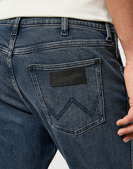 Wrangler Męskie Spodnie Jeansowe Greensboro Stormy Wash 112357413 W15Q017437