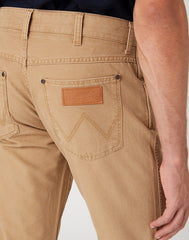 Spodnie Materiałowe Męskie Wrangler Greensboro Tigers Eye W15QDRC20 112334233