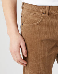 WRANGLER GREENSBORO MĘSKIE SPODNIE SZTRUKSOWE BISCUIT W15QA2012 112319942