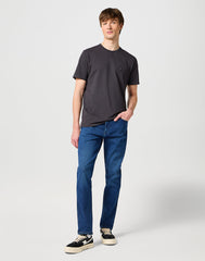 WRANGLER LARSTON MĘSKIE SPODNIE JEANSOWE JEANSY DŻINSY THE ROCK W18S8450X 112335242