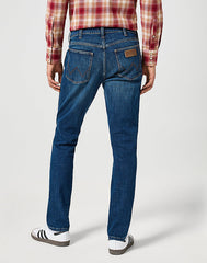 Męskie Spodnie Jeansowe Wrangler Larston Azure Fade 112358058 W18S017435