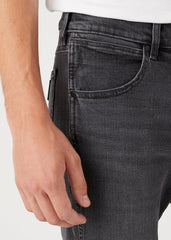 Męskie Spodnie Jeansowe Wrangler Larston Blackout W18S29Z79 112330748