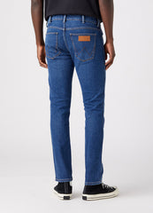 Męskie Spodnie Jeansowe Wrangler Larston Country Boy W18S8423M 112321661