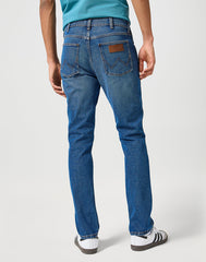 Męskie Spodnie Jeansowe Wrangler Larston Raindrop112355024 W18S017418
