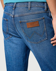 Męskie Spodnie Jeansowe Wrangler Larston Raindrop112355024 W18S017418