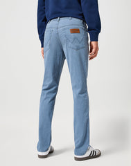 WRANGLER MĘSKIE SPODNIE MATERIAŁOWE TEXAS SLIM GRISAILLE 112356809 W12S017443