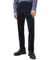 Męskie Spodnie Sztruksowe Wrangler River Dark Navy 112356784 W17T018200