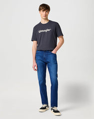 Męskie Spodnie Jeansowe Wrangler River Far Away W17T68154