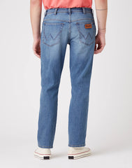 WRANGLER TEXAS MĘSKIE SPODNIE JEANSOWE DUSKY CLOUD W121YJ38R 112145780