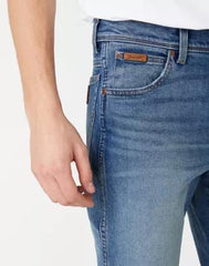WRANGLER TEXAS TAPER MĘSKIE SPODNIE JEANSOWE BLUE CHILL W12TU898T 112141168