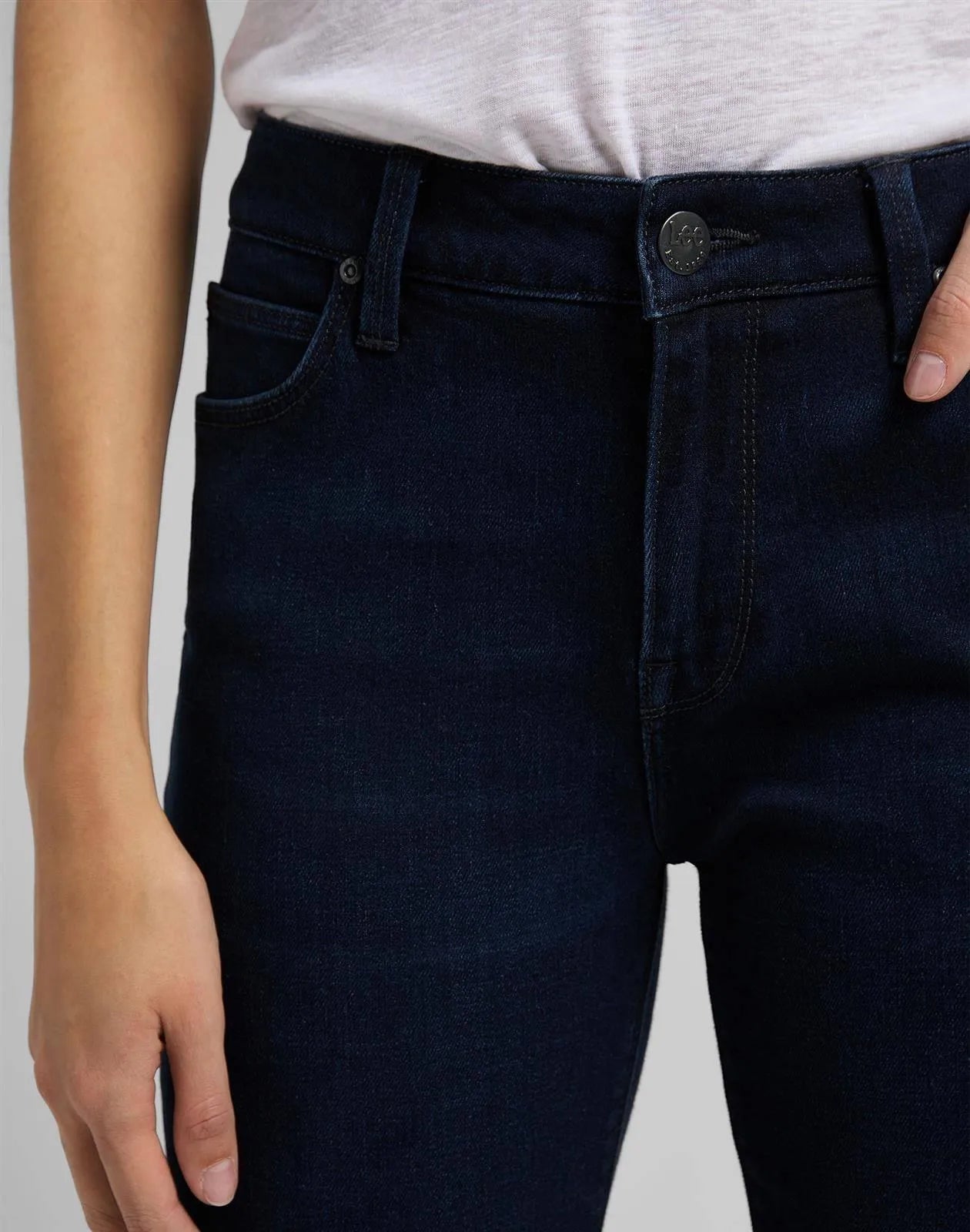 DAMSKIE SPODNIE JEANSOWE LEE Elly WASHED COWES L305MRNN 112106120