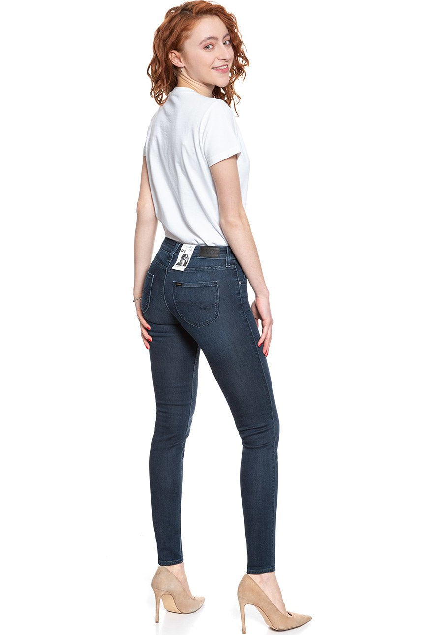 SPODNIE DAMSKIE LEE SCARLETT WHEATON L526RKIN