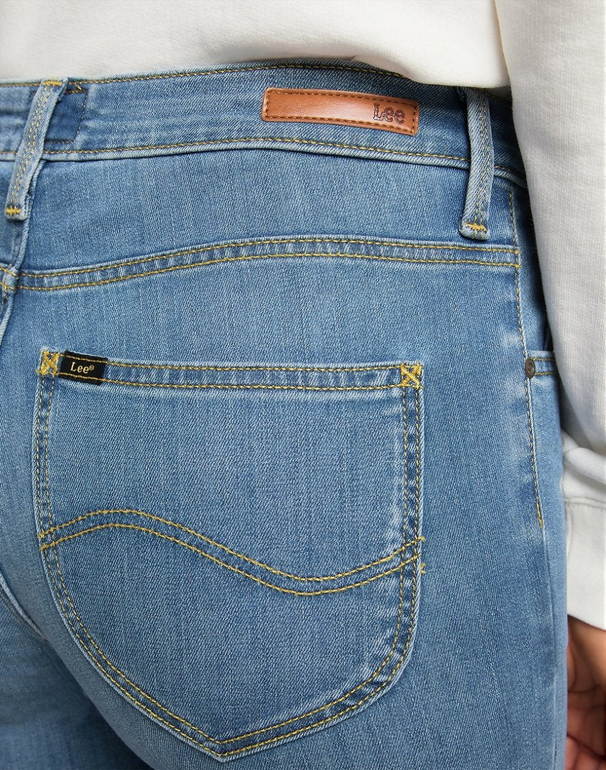 LEE SCARLETT HIGH DAMSKIE SPODNIE JEANSOWE MID BLUE L626EMXT